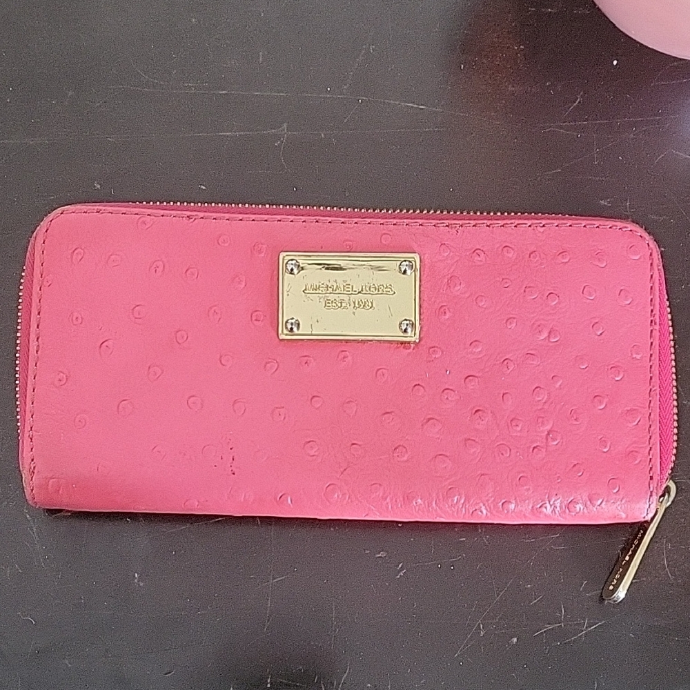 Michael Kors Pink Wallet